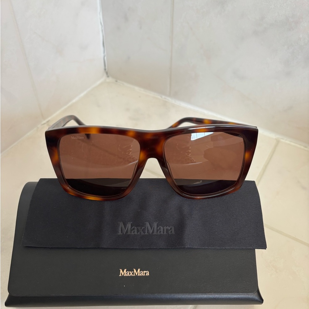 Max Mara Tortoise Shell Sunglasses - image 1